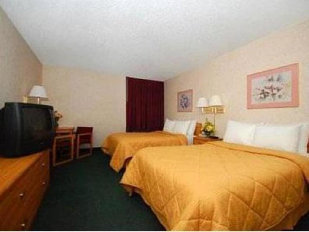 Quality Inn Waynesburg Exterior foto