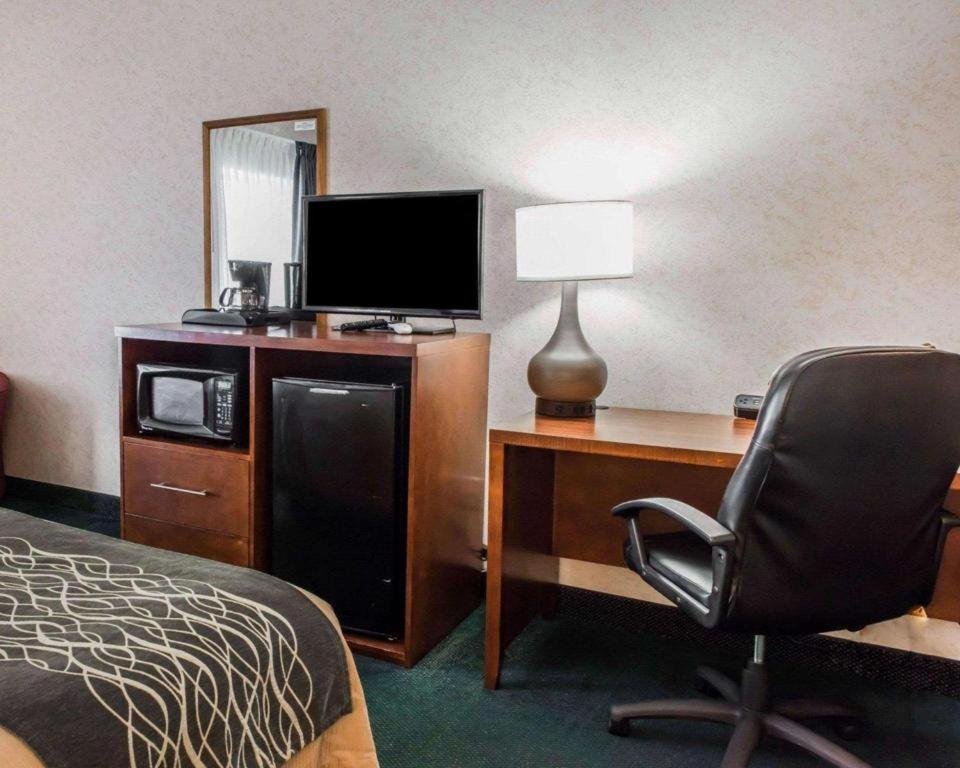 Quality Inn Waynesburg Exterior foto